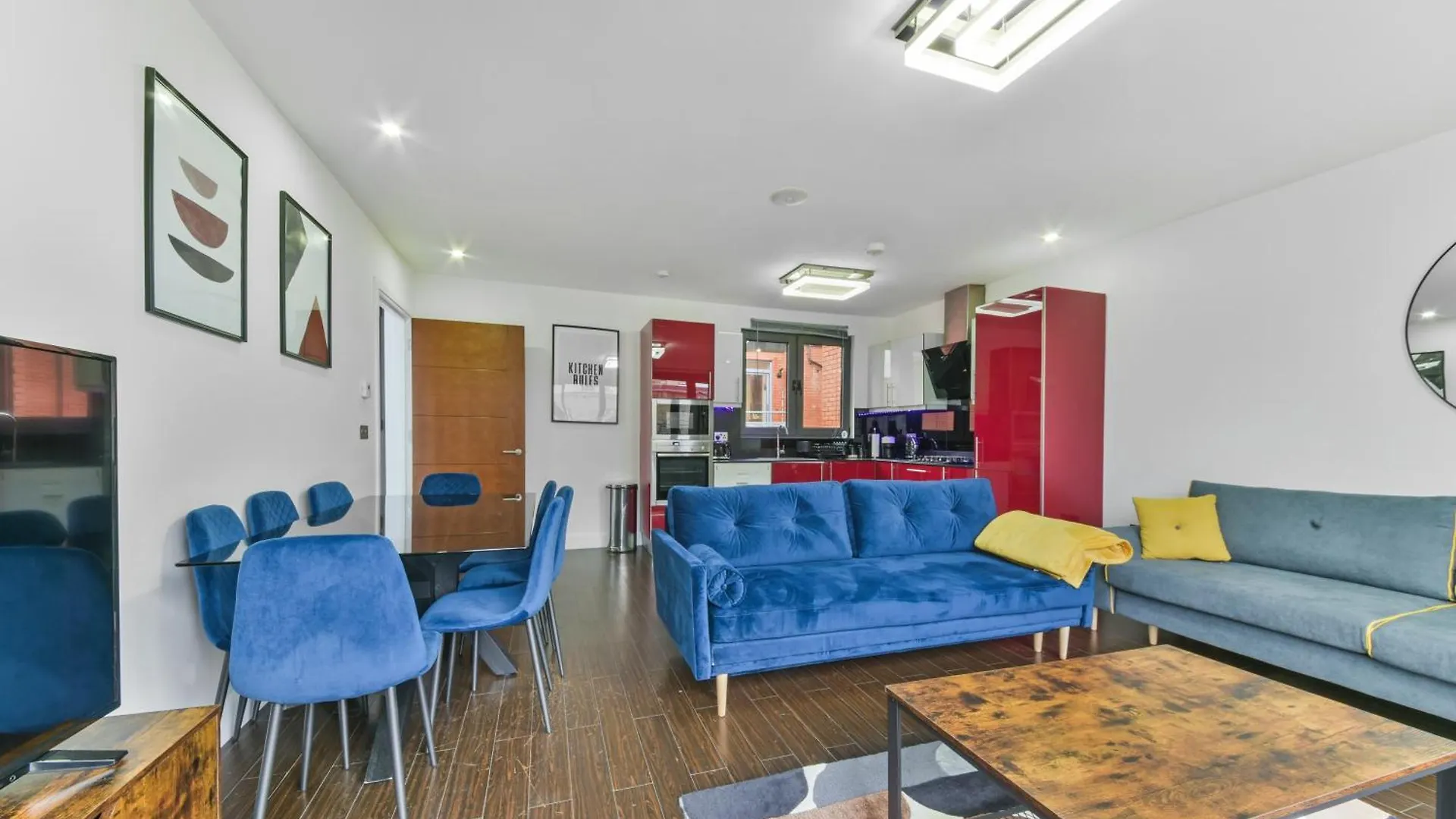 Large 2 Bed 2 Bath Flat With Patio, Canary Wharf contacts